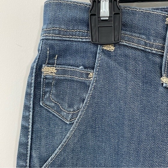 Levi’s Sun Set Gold Button Pocket Denim Capris Size 8 Vintage Cuffed Jeans - Picture 4 of 9